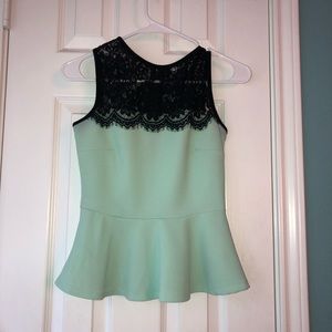 Tank top with lace details